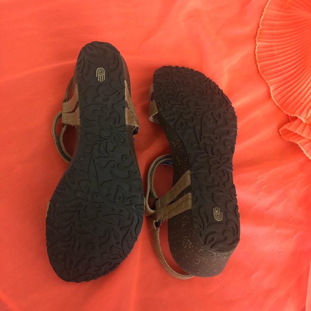 Teba - Picture 5 of 8